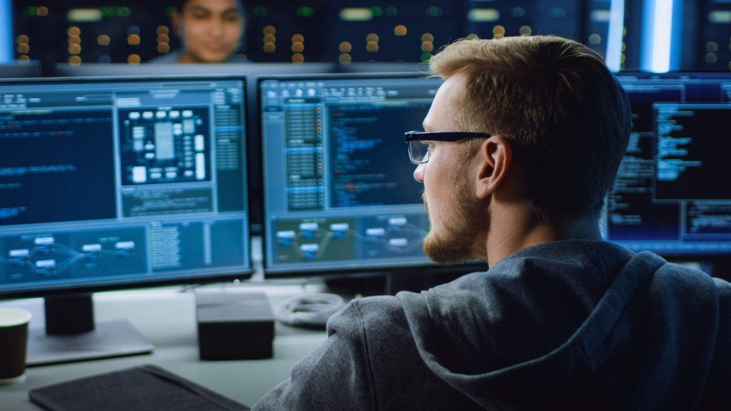 Monitoring infrastruktury technicznej obiektu – system BMS analizujący dane z HVAC, zasilania i instalacji budynkowych